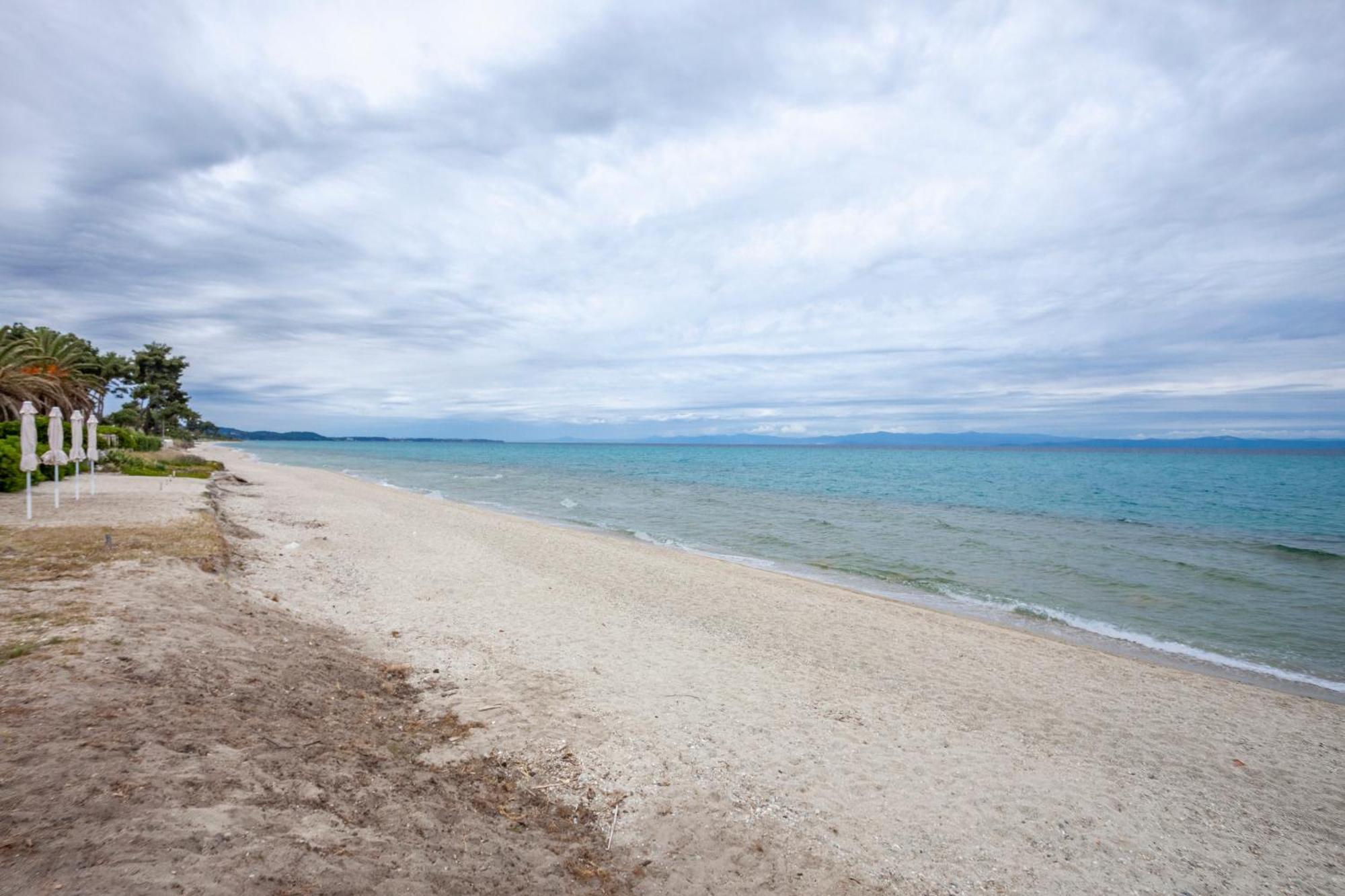 Villa Hanioti Dream Seafront المظهر الخارجي الصورة